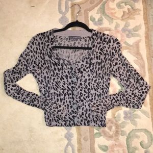 Cropped Leopard print cardigan